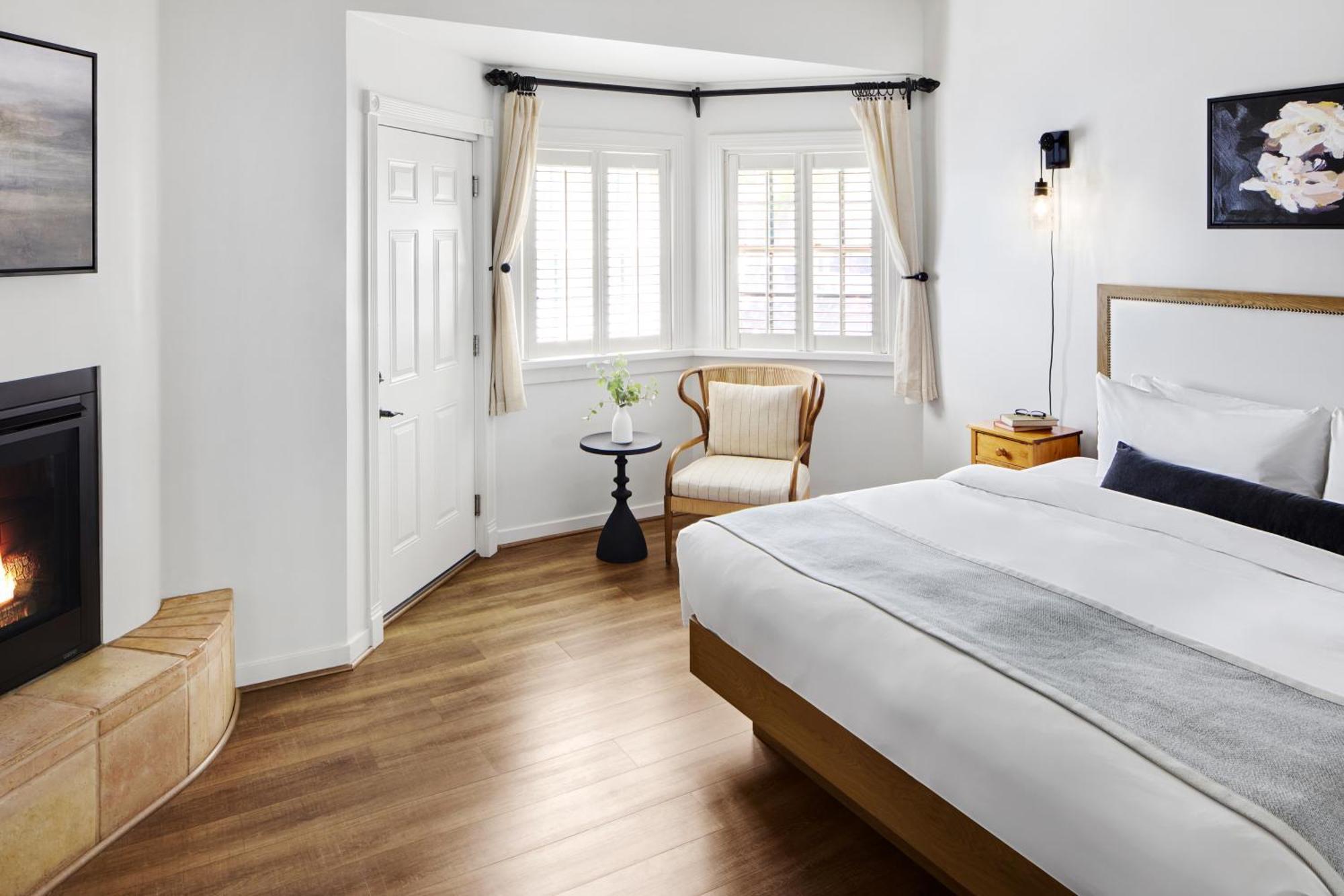 Maison Fleurie, A Four Sisters Inn Янтвилл Экстерьер фото